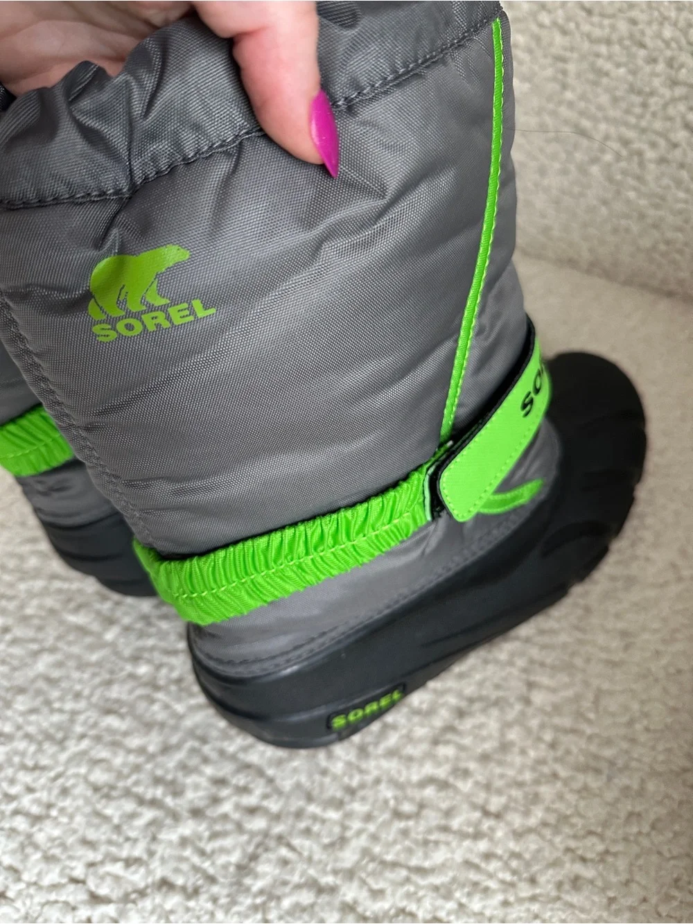Sorel Children’s Flurry Snow Boot sz 4